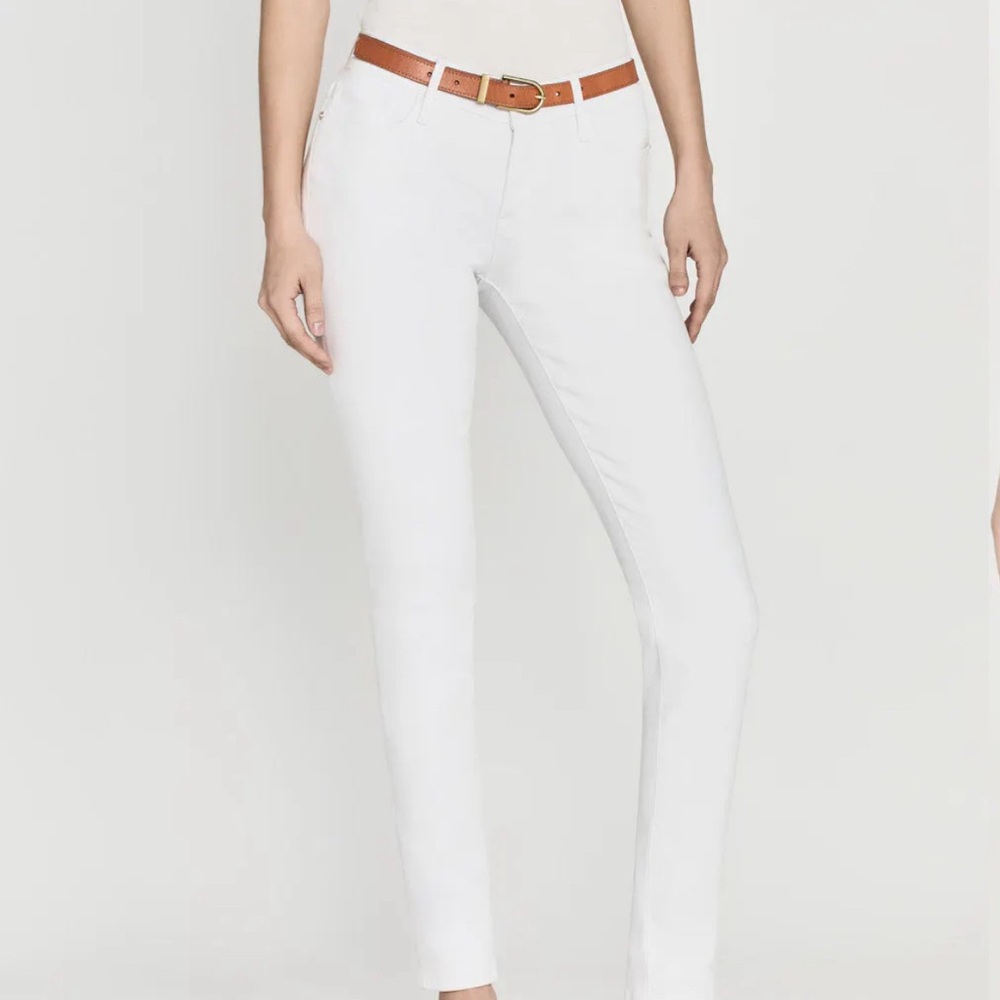 Frame Denim “Le High Straight” in Blanc